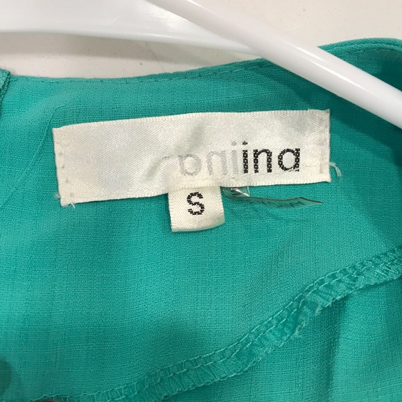 Dress - Picture 3 of 3